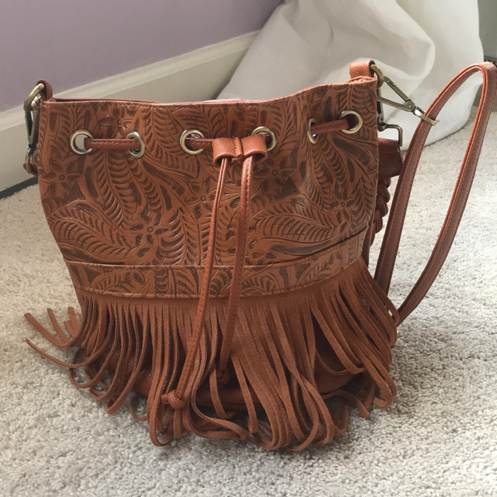 Francesca’s collections crossbody